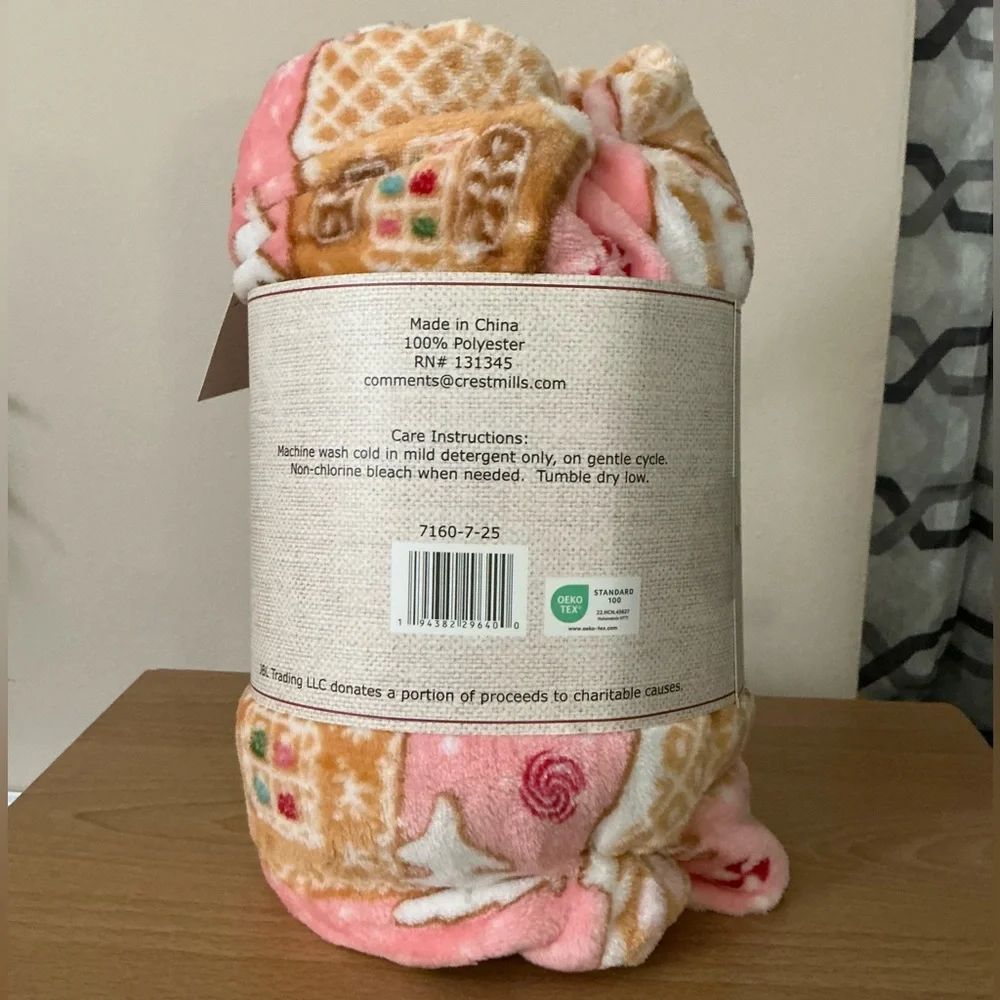 The Magic of Christmas Pink Gingerbread Houses Throw